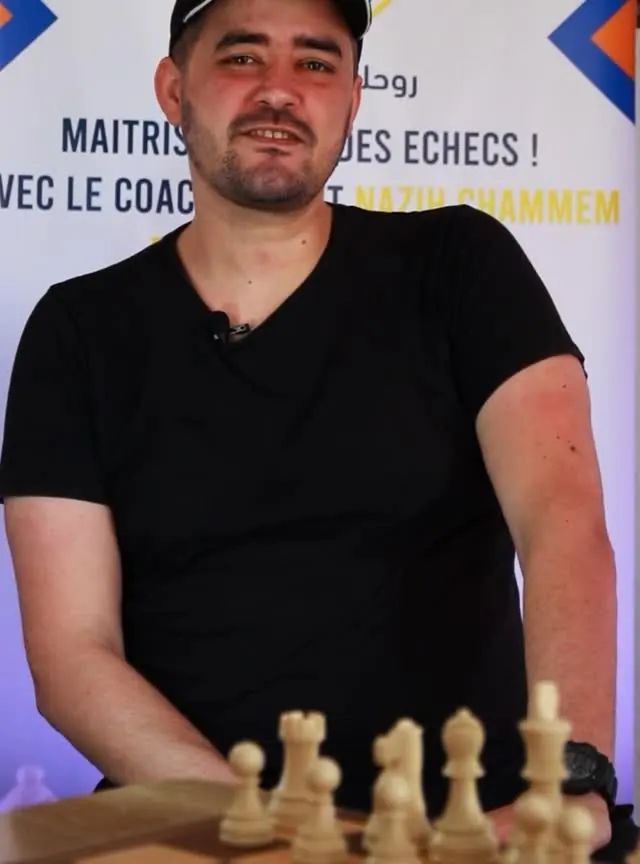 Yosri, coach d’échecs à Talentia Academy